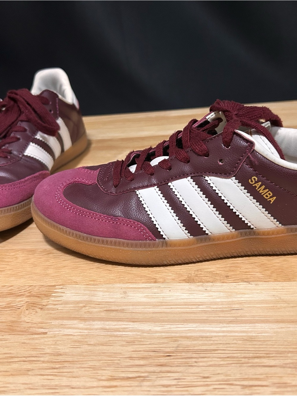 Adidas Original Samba OG sneakers Women's US size 8 - Maroon/Cream